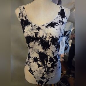 Black and White Tie-Dye Women's Top